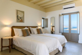 Camarades Mykonos
